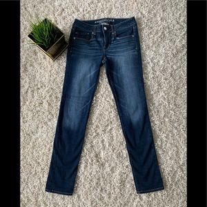 American Eagle Skinny jeans size 4